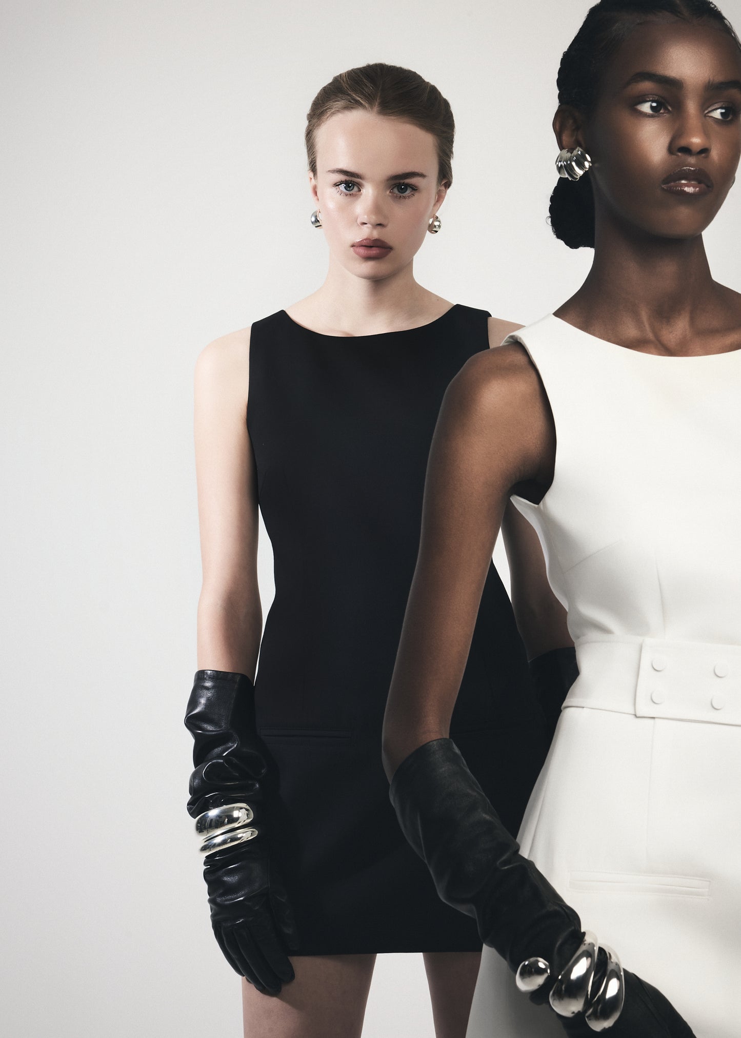 DRESS WITH BELT IN OFF WHITE