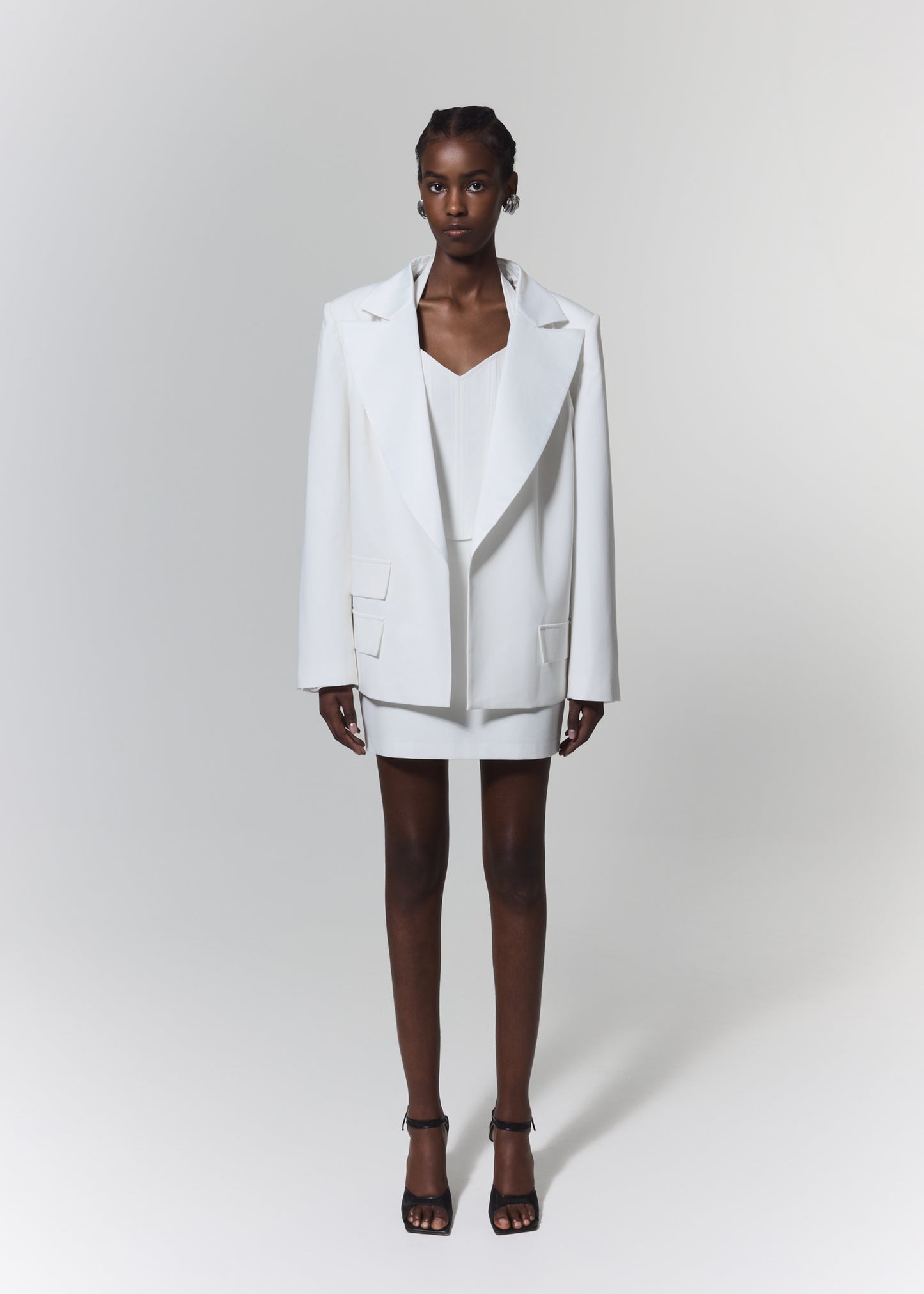 OVERSIZED BLAZER IN OFF WHITE