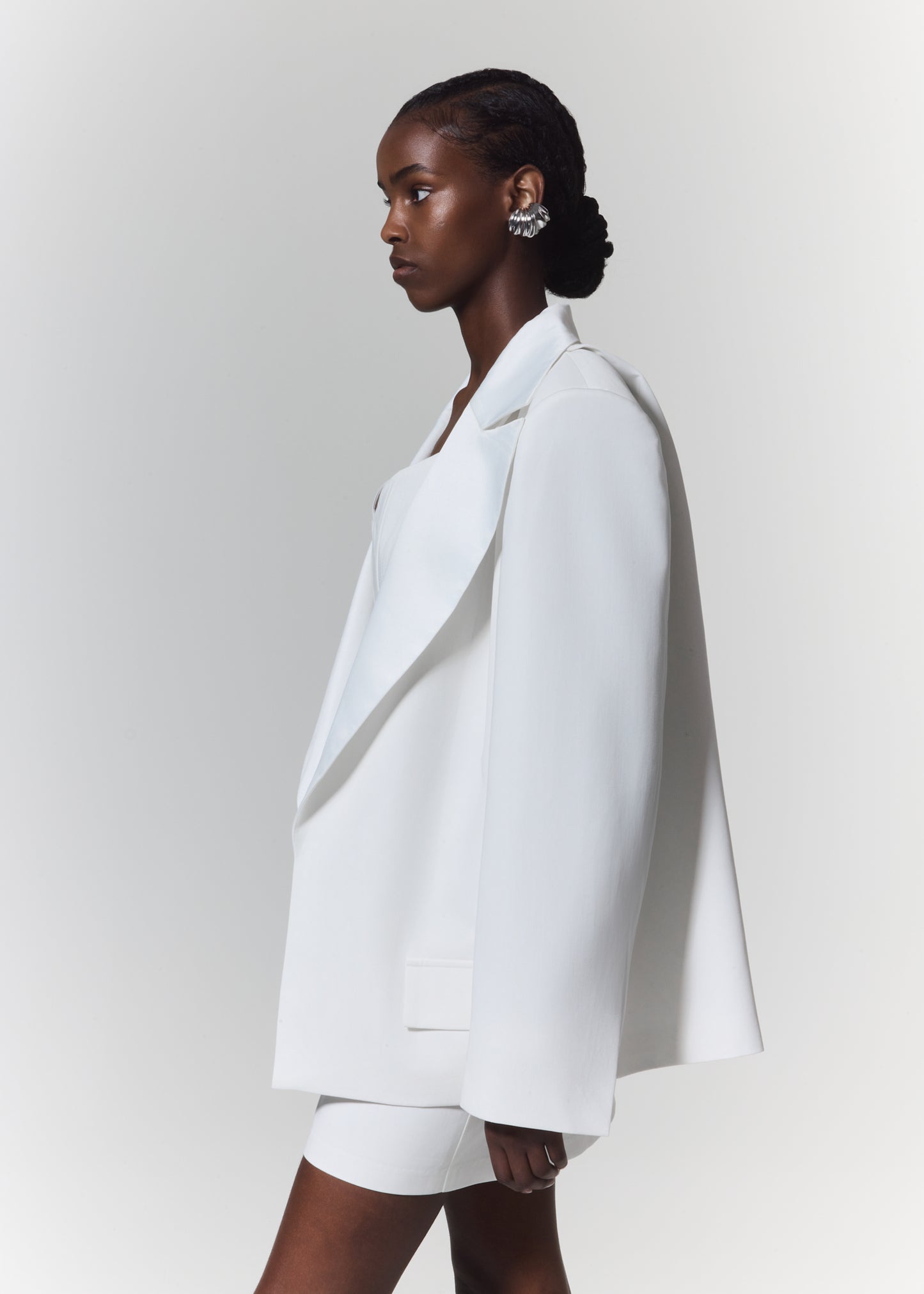 OVERSIZED BLAZER IN OFF WHITE