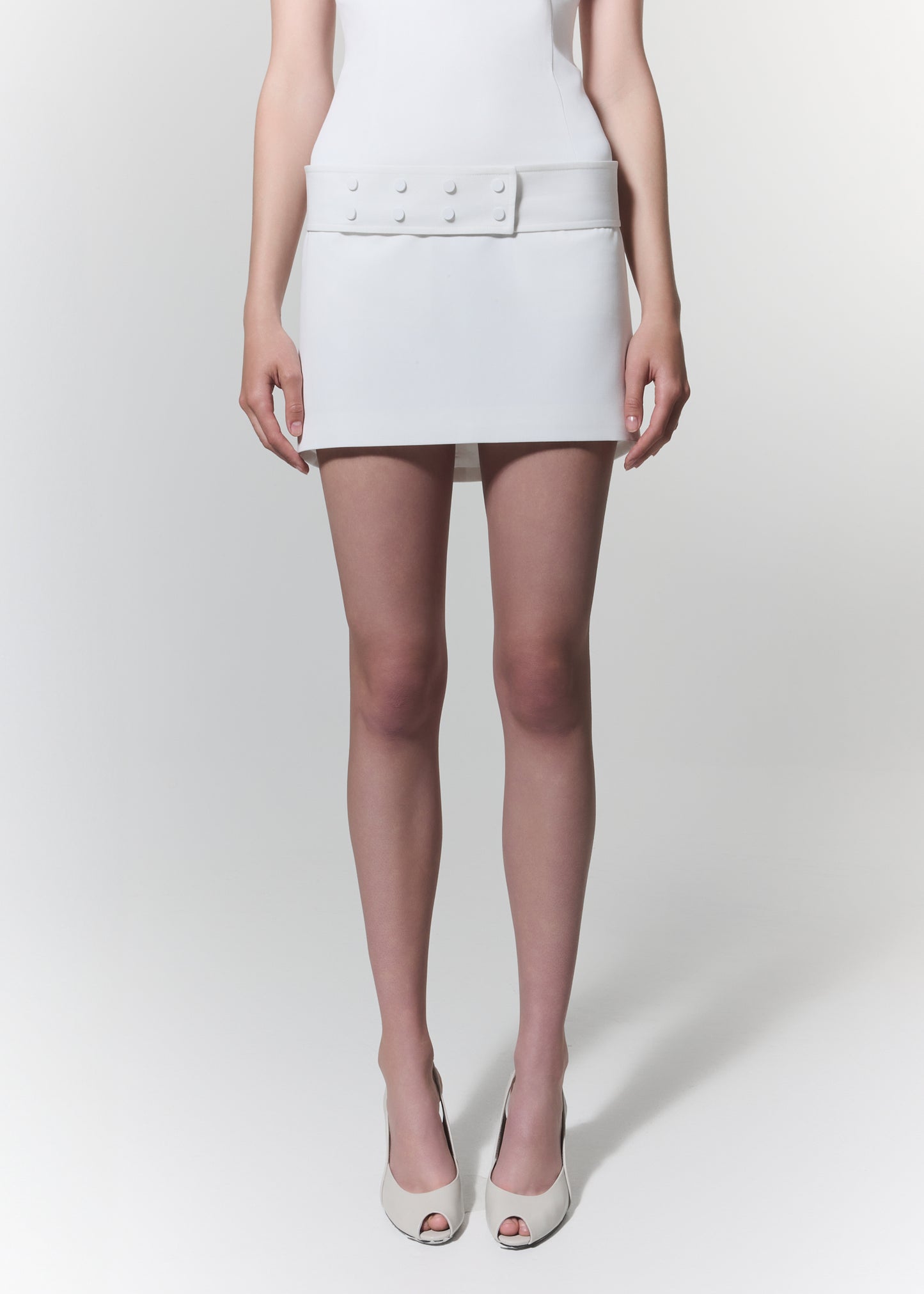 DRESS WITH BELT IN OFF WHITE